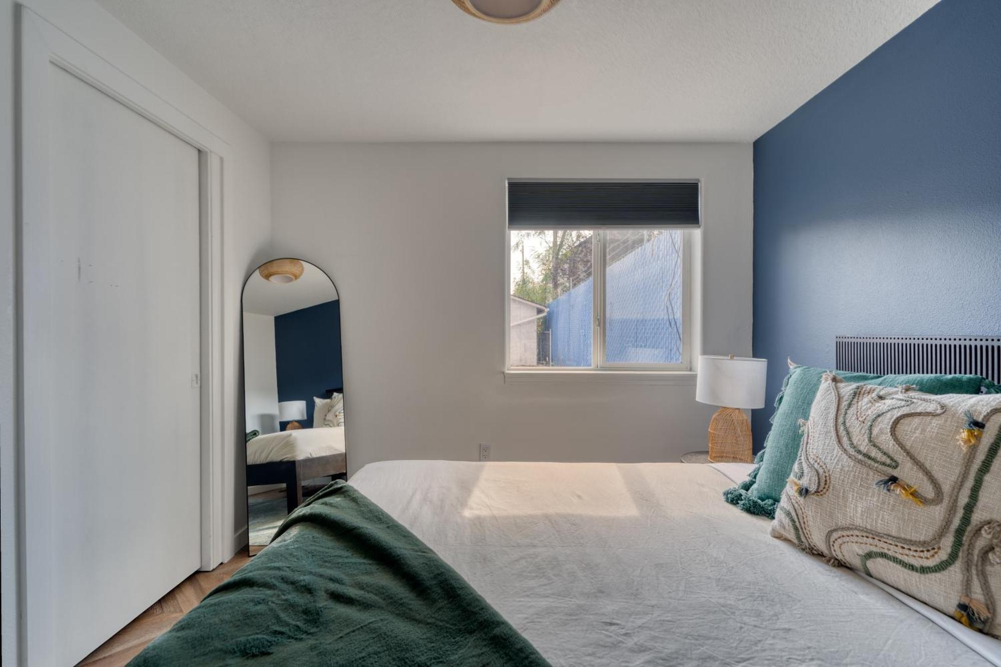 - The Woodstock - Reed College & Vintage Shops Apartment *