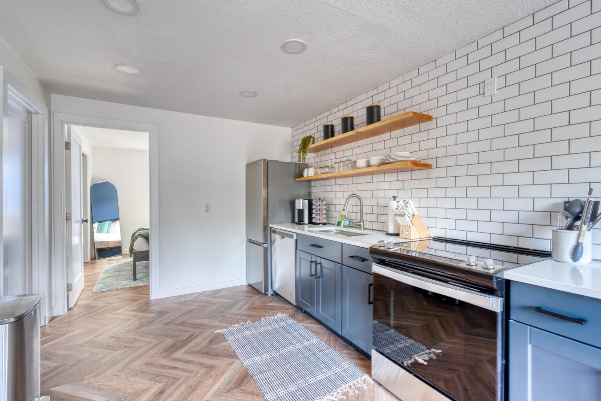 Apartment - The Woodstock - Reed College & Vintage Shops *